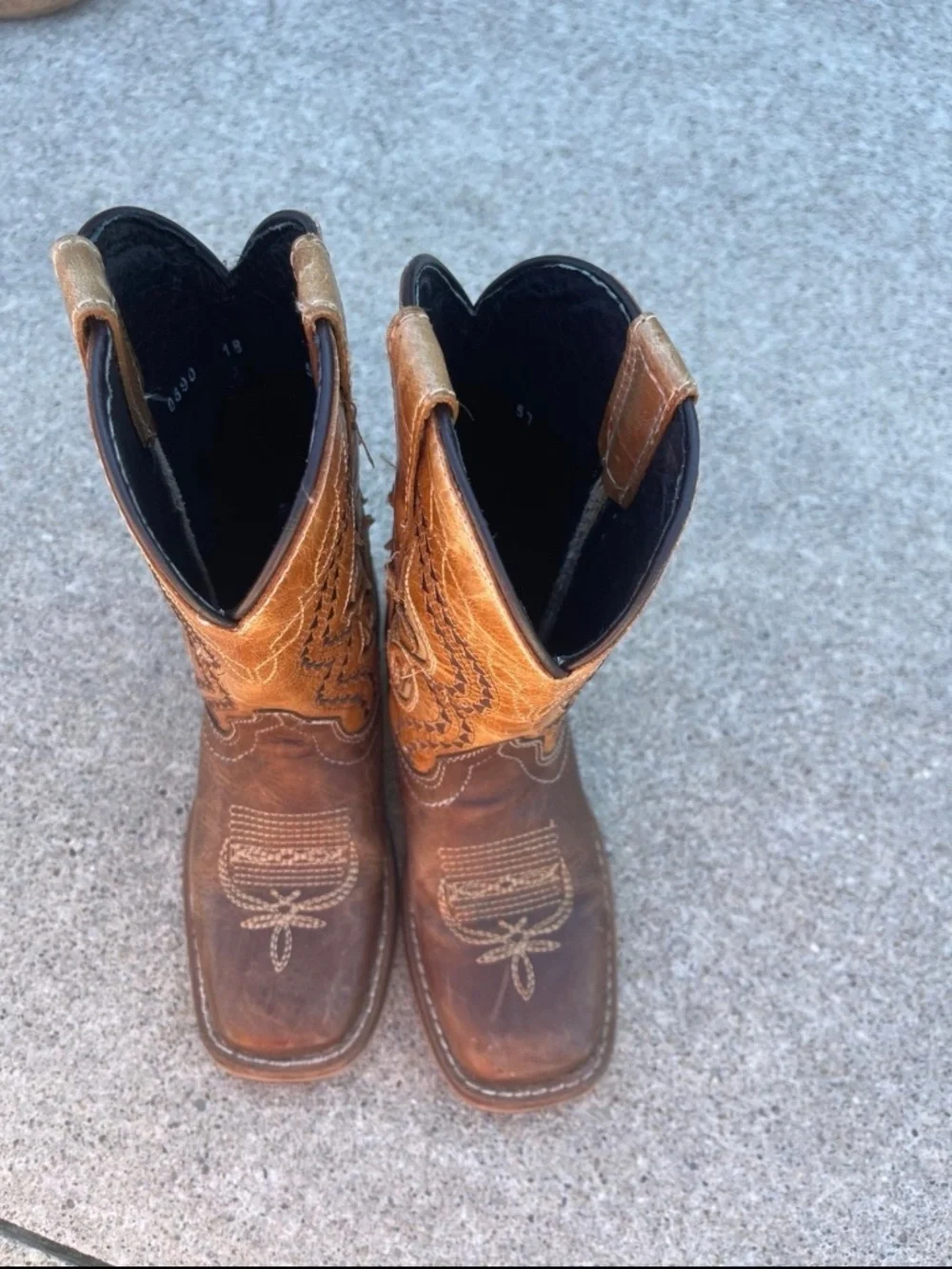 Toddler square toe boots size 11